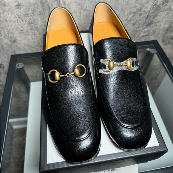 Unisex Gucci Loafers - Picture 3 of 5
